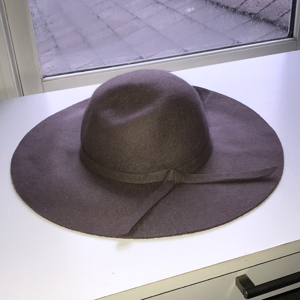 Gray felt sun hat